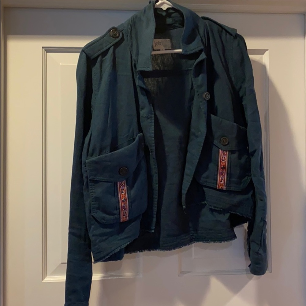 Light, beautiful jacket with unique detailing